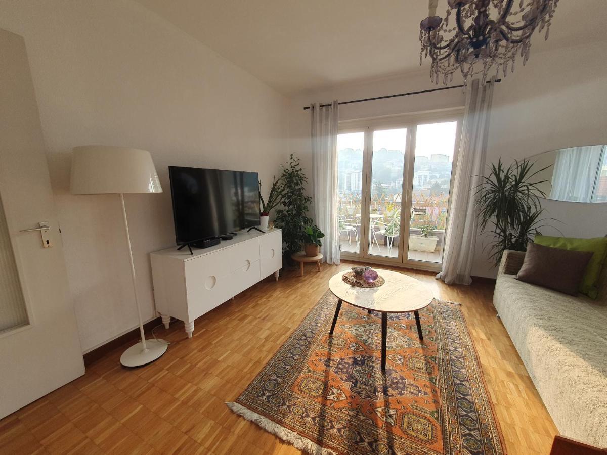 Charming Penthouse Near Como Lake Chiasso Bagian luar foto