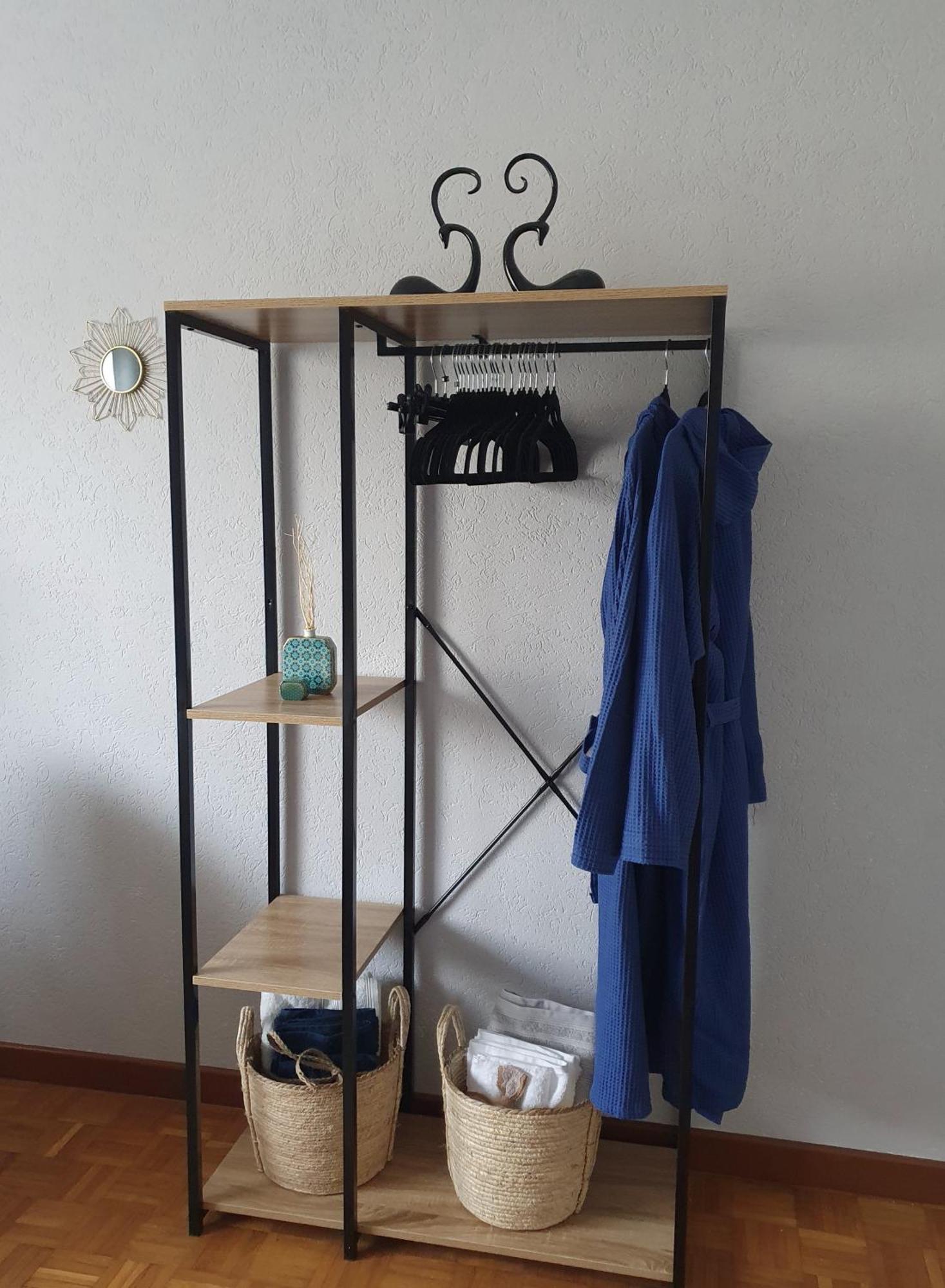 Charming Penthouse Near Como Lake Chiasso Bagian luar foto