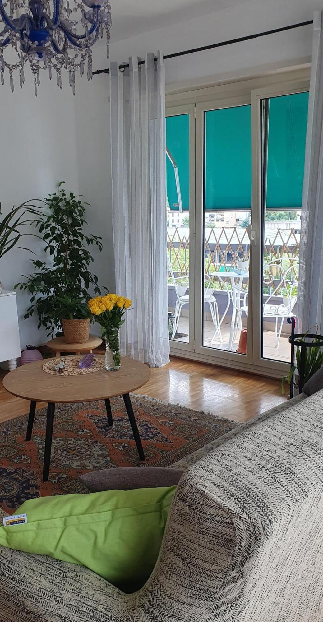 Charming Penthouse Near Como Lake Chiasso Bagian luar foto
